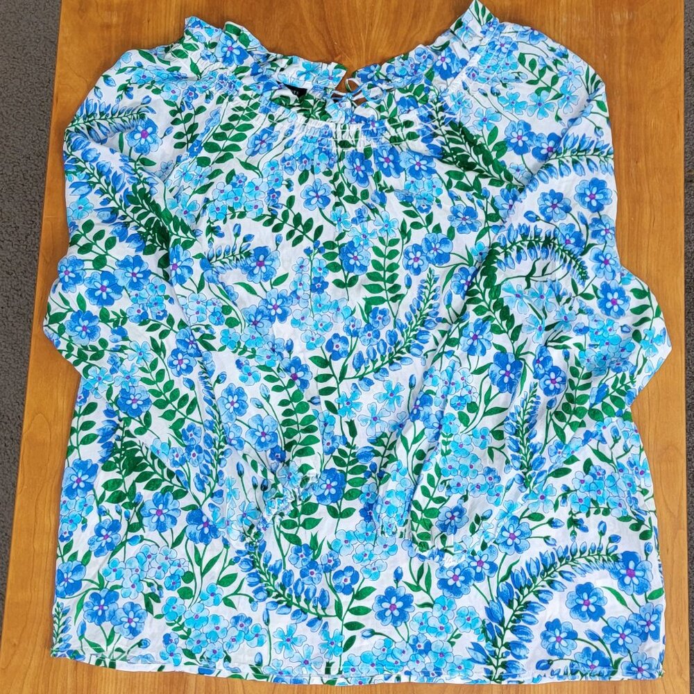 Talbots Blue Climbing Floral Popover Smocked Blouse - L - Picture 6 of 13